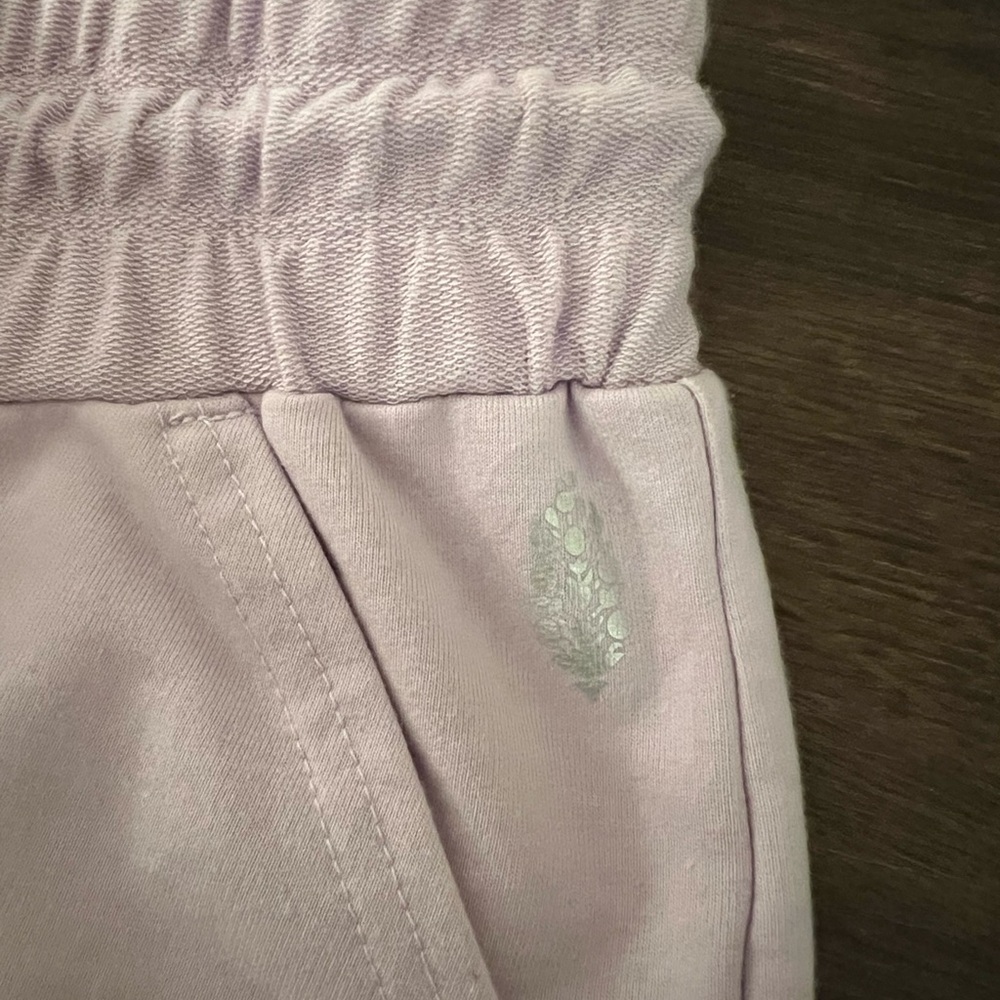 NWOT FREE PEOPLE Movement Skinny Jogger Pants Sweatpants size XS - Picture 3 of 5